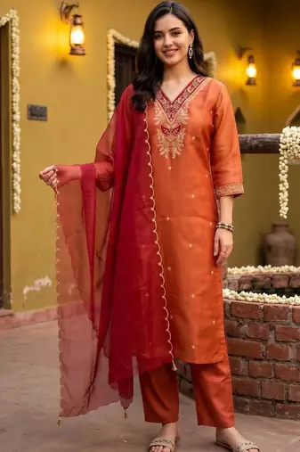 women ethnic motifs embroidered regular thread work kurta with trousers & with dupatta