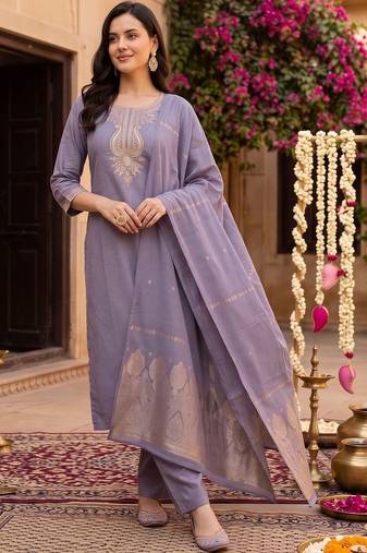 women ethnic motifs embroidered regular thread work kurta with trousers & with dupatta