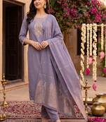 women ethnic motifs embroidered regular thread work kurta with trousers & with dupatta