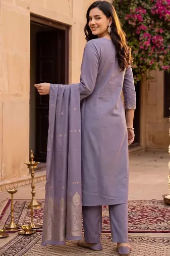 women ethnic motifs embroidered regular thread work kurta with trousers & with dupatta