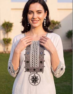 women ethnic motifs embroidered regular mirror work cotton kurta with trousers & with dupatta 2