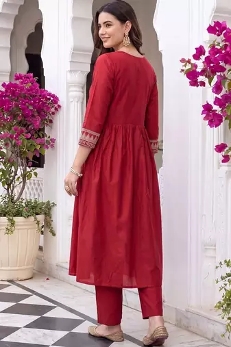 women empire thread work liva kurta with trousers
