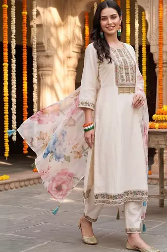 women floral embroidered regular thread work kurta with trousers & with dupatta