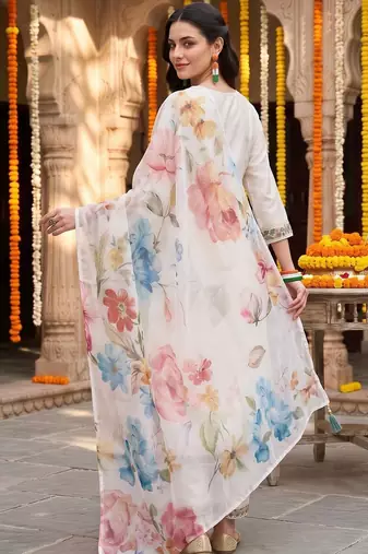 women floral embroidered regular thread work kurta with trousers & with dupatta