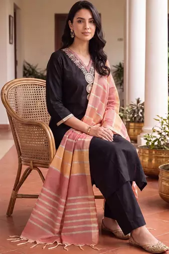 women ethnic motifs embroidered regular thread work kurta with trousers & with dupatta