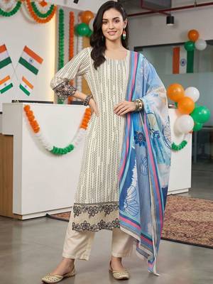 women printed regular thread work kurta with trousers & with dupatta 1