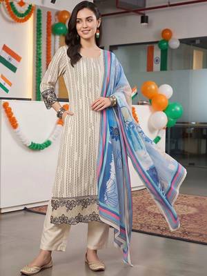 women printed regular thread work kurta with trousers & with dupatta 3