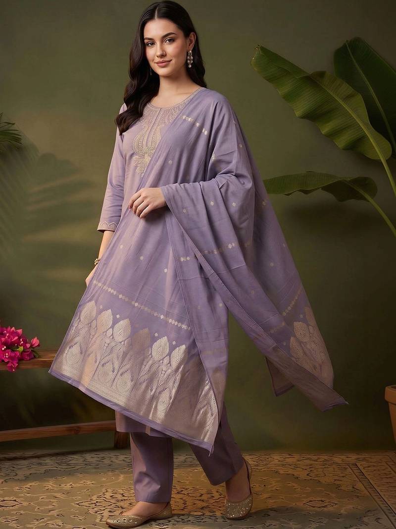 women ethnic motifs embroidered regular thread work kurta with trousers & with dupatta