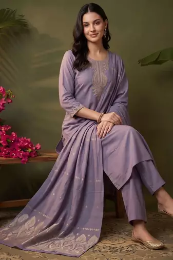 women ethnic motifs embroidered regular thread work kurta with trousers & with dupatta