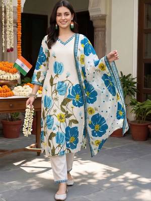 women floral printed regular cotton kurta with trousers & with dupatta 3
