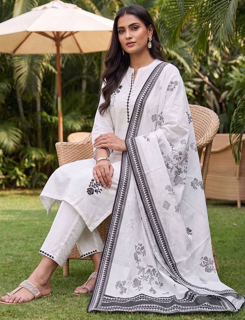 women ethnic motifs embroidered regular thread work cotton kurta with trousers & with dupatta