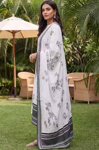 women ethnic motifs embroidered regular thread work cotton kurta with trousers & with dupatta