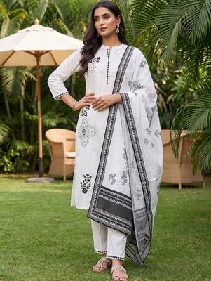 women ethnic motifs embroidered regular thread work cotton kurta with trousers & with dupatta 5