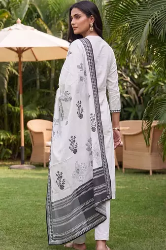women ethnic motifs embroidered regular thread work cotton kurta with trousers & with dupatta