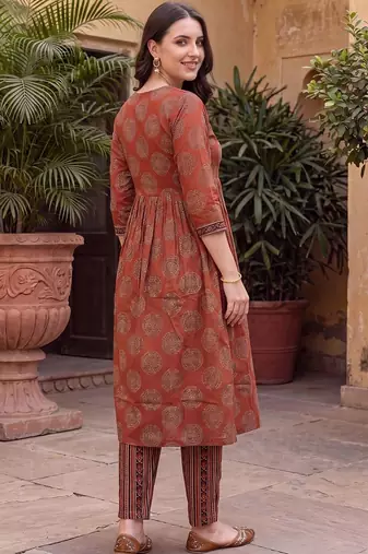 women ethnic motifs printed empire cotton kurta with trousers
