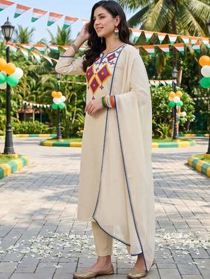 women ethnic motifs embroidered regular thread work liva kurta with trousers & with dupatta 4