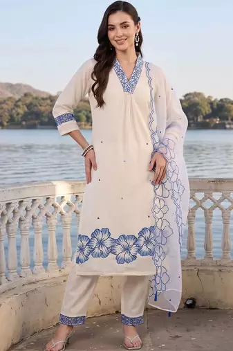women floral embroidered regular thread work kurta with trousers & with dupatta