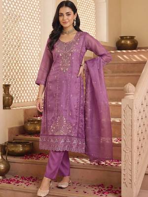 women ethnic motifs embroidered regular thread work kurta with trousers & with dupatta 1