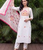 women floral embroidered regular thread work cotton kurta with trousers & with dupatta