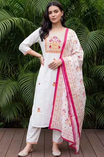 women floral embroidered regular thread work cotton kurta with trousers & with dupatta