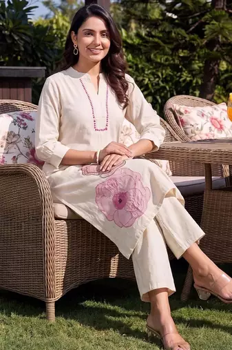 women floral embroidered regular sequinned kurta with palazzos