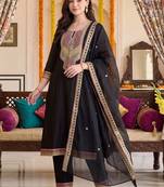 women ethnic motifs embroidered regular thread work kurta with trousers & with dupatta