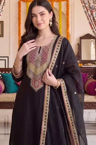 women ethnic motifs embroidered regular thread work kurta with trousers & with dupatta