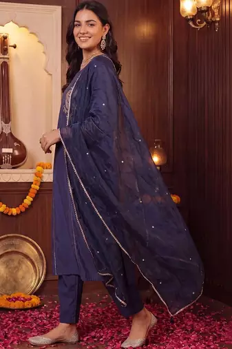 regular thread work kurta with trousers & with dupatta