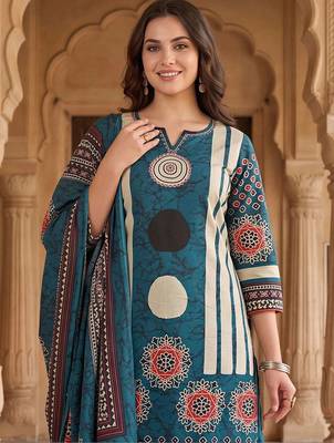 women printed regular cotton kurta with trousers & with dupatta 2