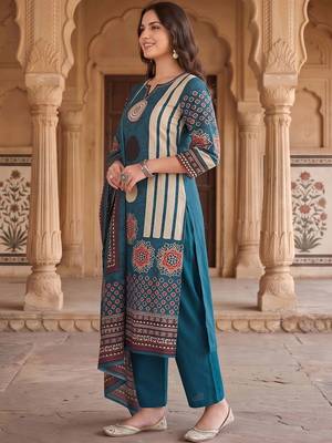 women printed regular cotton kurta with trousers & with dupatta 4