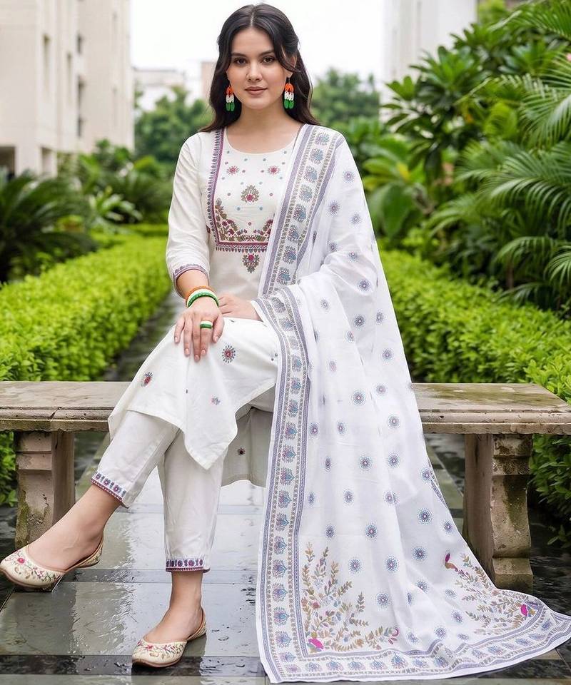 women ethnic motifs embroidered regular thread work cotton kurta with trousers & with dupatta