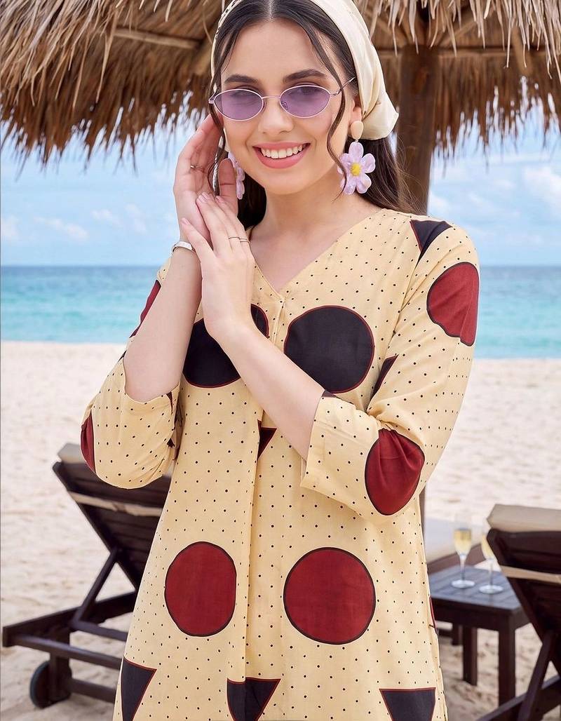 women printed regular cotton kurta with trousers