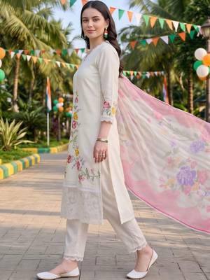 women floral embroidered regular thread work kurta with trousers & with dupatta 4