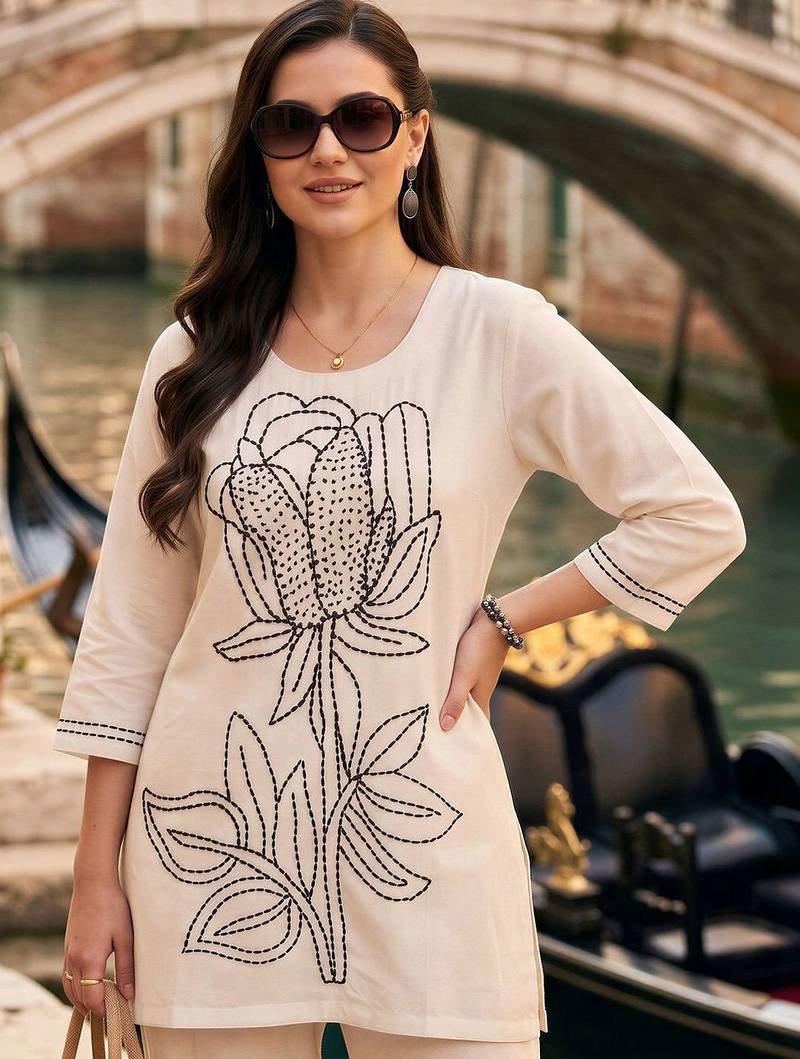 women floral embroidered regular thread work cotton kurta with trousers