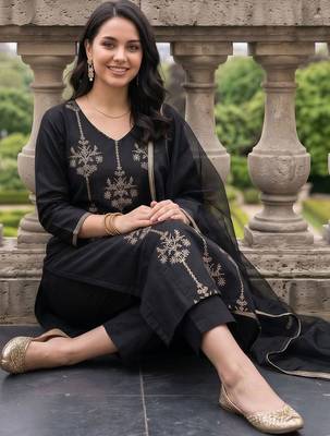 women ethnic motifs embroidered regular thread work liva kurta with trousers & with dupatta 5