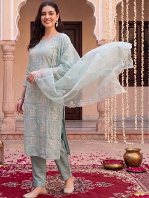 women ethnic motifs embroidered regular thread work kurta with trousers & with dupatta 1