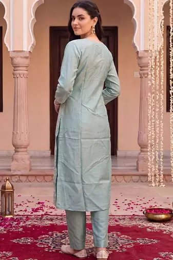 women ethnic motifs embroidered regular thread work kurta with trousers & with dupatta