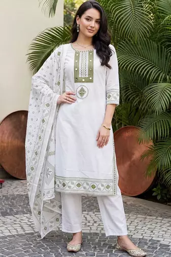 women ethnic motifs embroidered regular thread work cotton kurta with trousers & with dupatta
