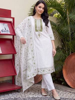women ethnic motifs embroidered regular thread work cotton kurta with trousers & with dupatta 2