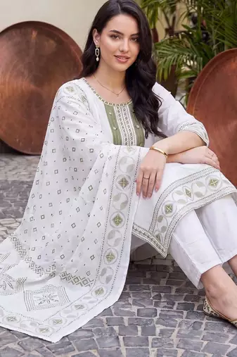 women ethnic motifs embroidered regular thread work cotton kurta with trousers & with dupatta