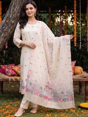 women animal regular kurta with trousers & with dupatta 1