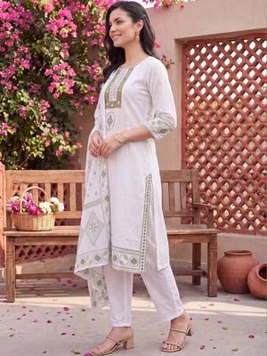 women ethnic motifs embroidered regular thread work cotton kurta with trousers & with dupatta 4