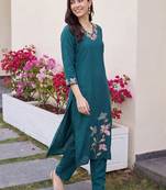 women floral embroidered regular thread work kurta with trousers