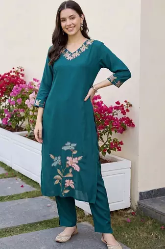 women floral embroidered regular thread work kurta with trousers