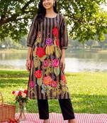 women floral printed regular cotton kurta with trousers