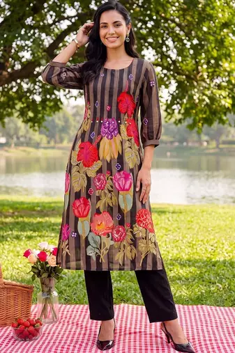 women floral printed regular cotton kurta with trousers