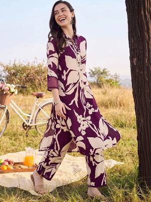 women floral printed regular sequinned kurta with trousers 1