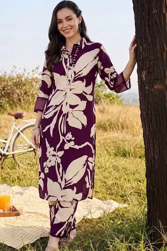women floral printed regular sequinned kurta with trousers