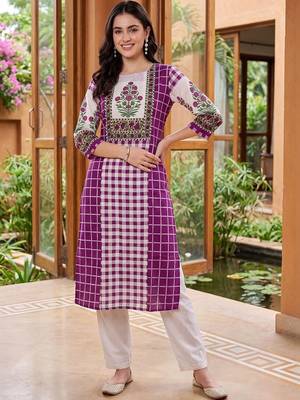 women printed regular cotton kurta with trousers 1
