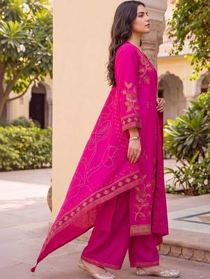 women floral printed regular kurta with palazzos & with dupatta 2